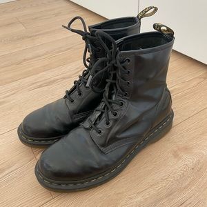 Dr. Marten 1460 Lace Up Boots